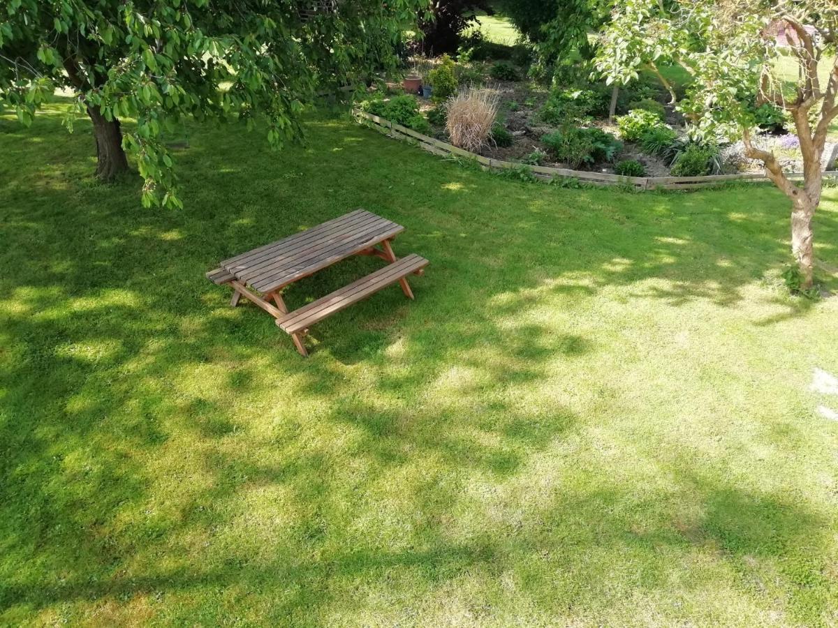 Le Gite Du Chtihameau Avec Piscine Interieure Privative, Selon Date Bassee Esterno foto