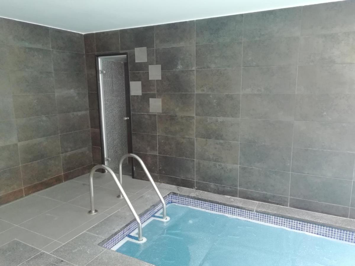 Le Gite Du Chtihameau Avec Piscine Interieure Privative, Selon Date Bassee Esterno foto